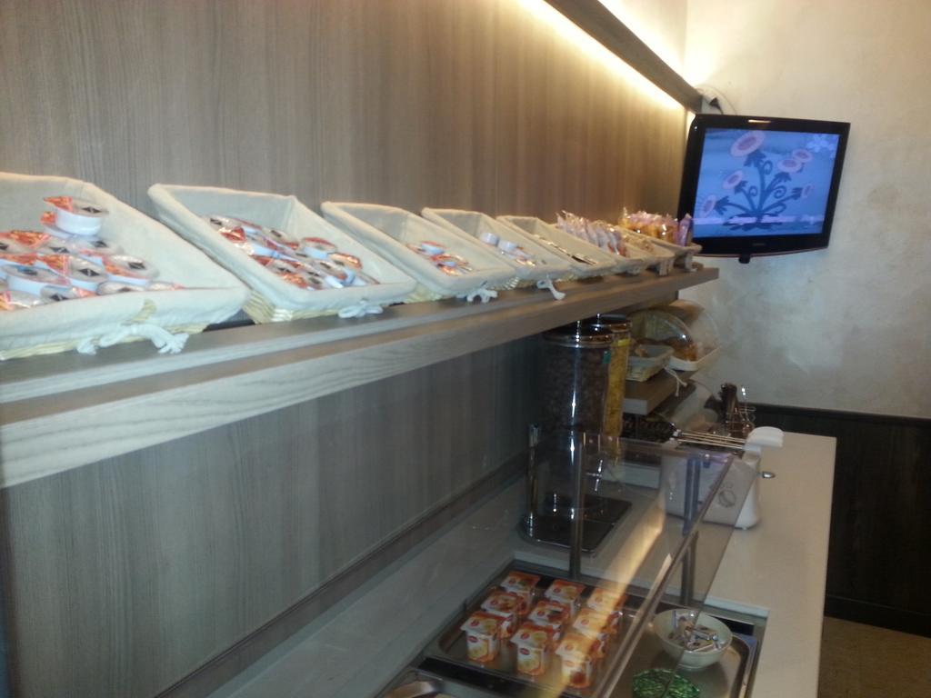花园酒店 米兰 外观 照片